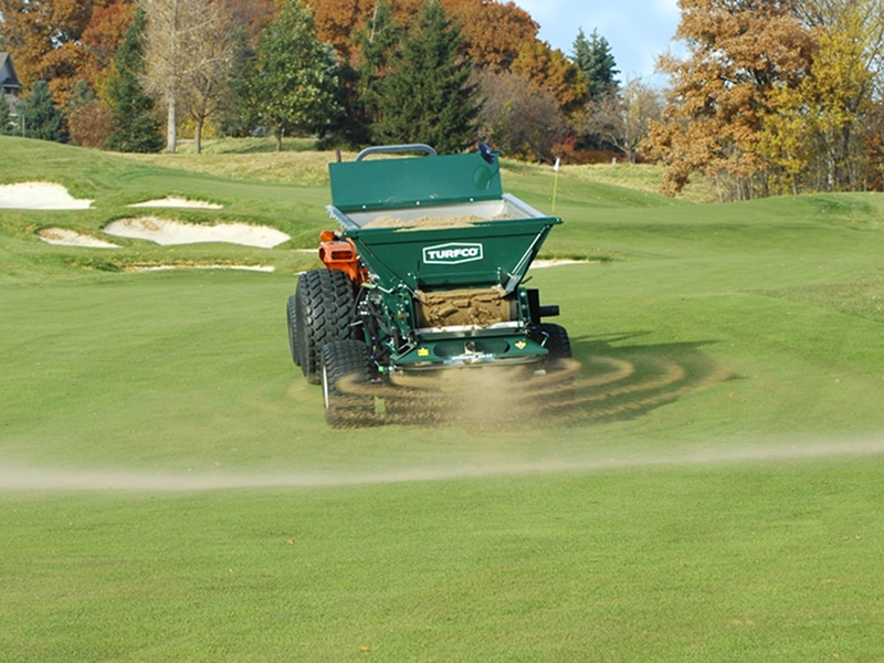 Golf Course Fairway Topdresser Material Handlers Turfco CR15 Large